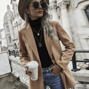 Casaco Feminino Alongado Bege Estilo Alfaiataria