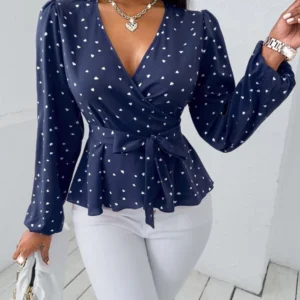 Blusa Feminina Transpassada Azul Marinho Estampa Delicada